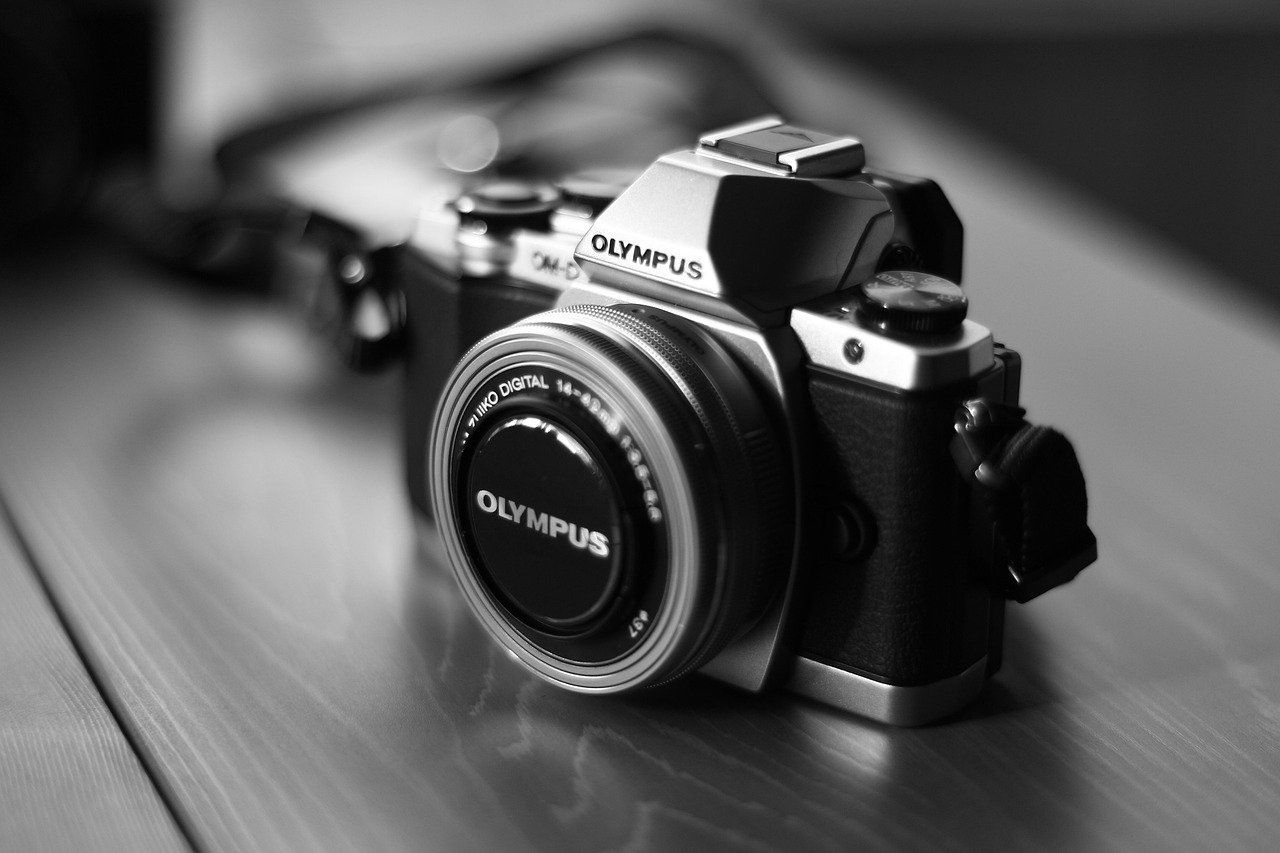 Unlocking the Best High-End Mirrorless Cameras for Filmmaking in 2025