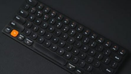 Best Compact Keyboards for Minimalist Design Desks