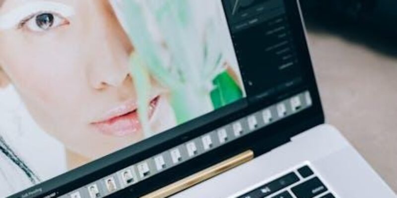 Best Design Software for Creating Social Media Graphics
